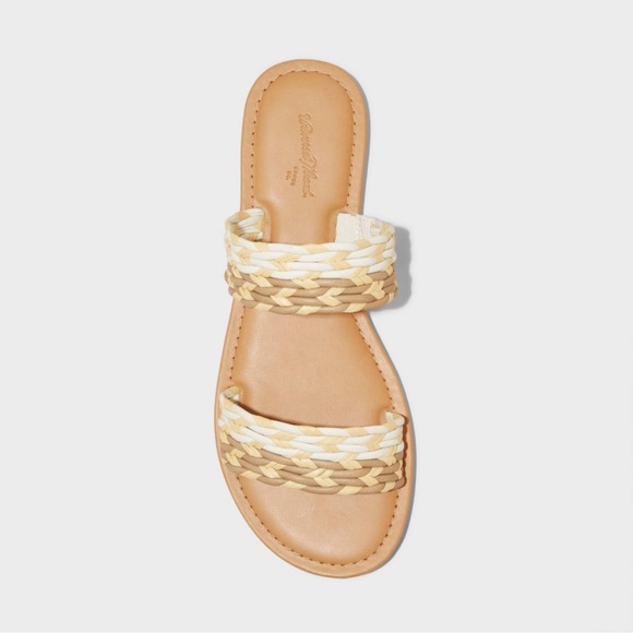 NWT Women's Anita Two-band Slide Sandals -
Universal Thread Cream 6 - Picture 3 of 7